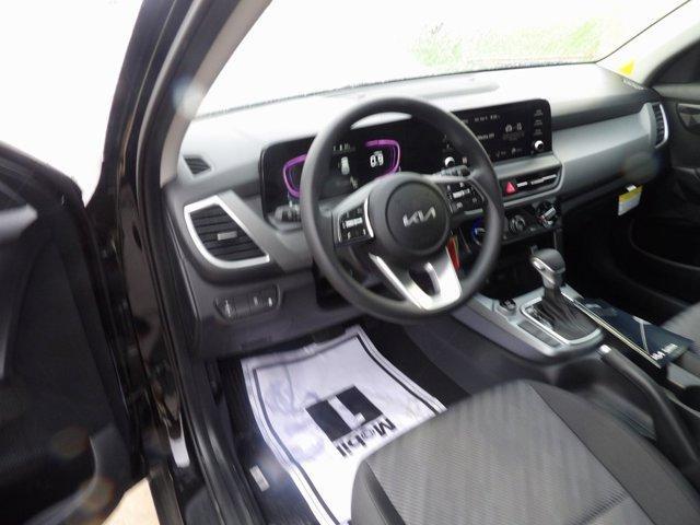 new 2026 Kia Seltos car, priced at $24,401