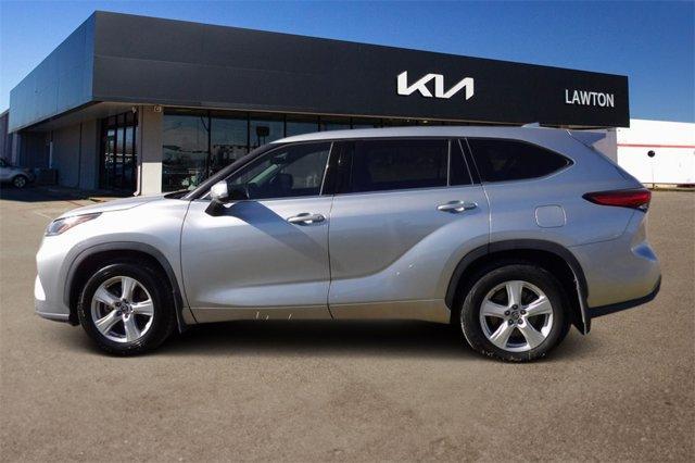 used 2021 Toyota Highlander car, priced at $26,000