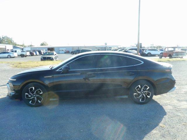 used 2025 Hyundai Sonata car, priced at $20,992
