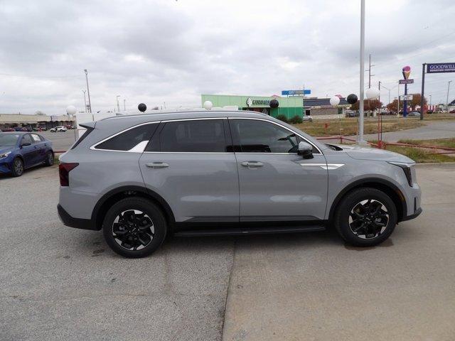 new 2025 Kia Sorento car, priced at $39,405