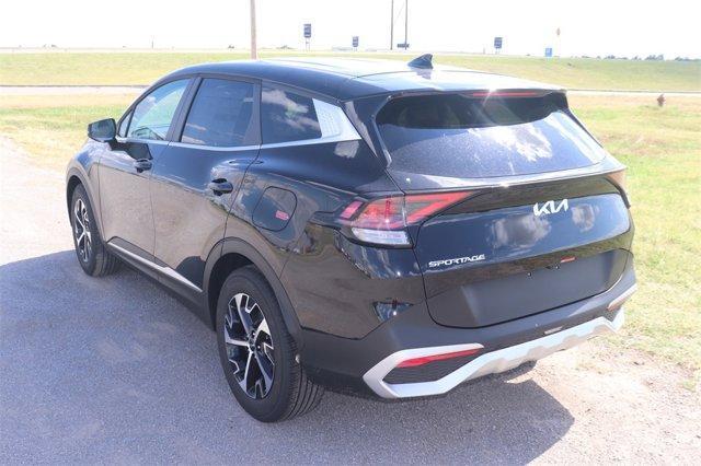 new 2025 Kia Sportage car, priced at $30,037