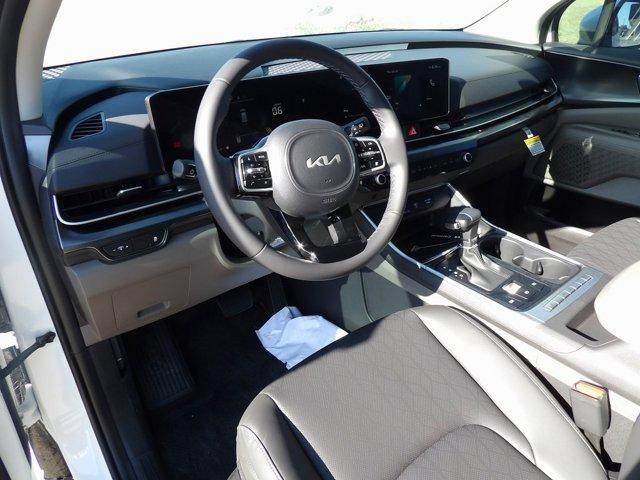 new 2026 Kia Carnival Hybrid car, priced at $44,385