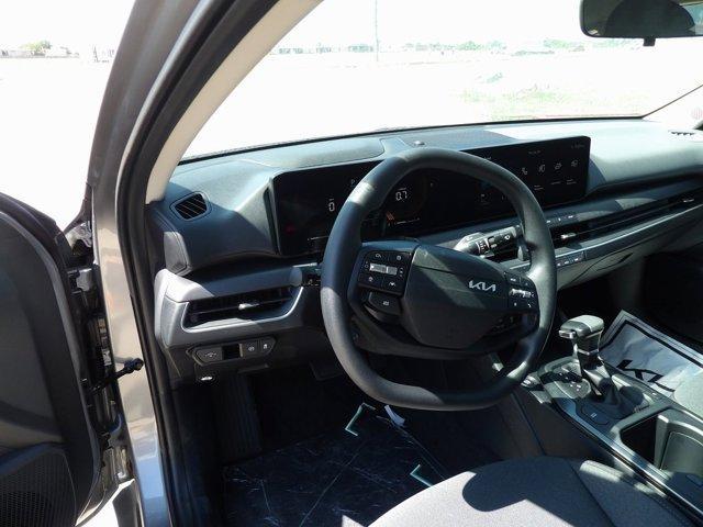 new 2025 Kia K4 car, priced at $22,979