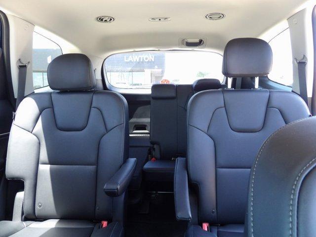 new 2025 Kia Telluride car, priced at $40,800