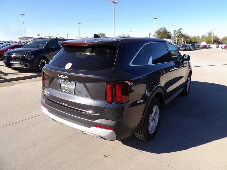 new 2025 Kia Sorento car, priced at $33,590