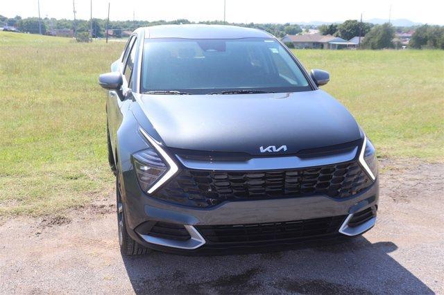 new 2025 Kia Sportage car, priced at $30,300