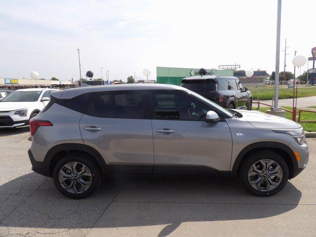 new 2026 Kia Seltos car, priced at $24,034