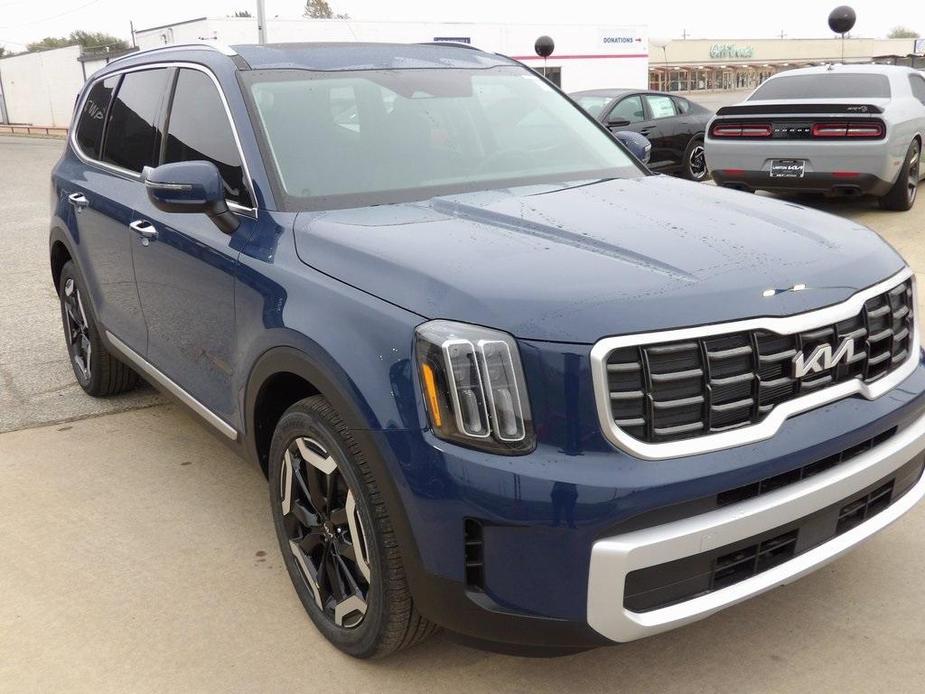 new 2025 Kia Telluride car, priced at $41,205