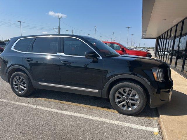 used 2023 Kia Telluride car, priced at $28,221