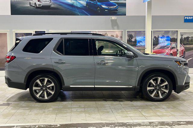 used 2024 Honda Pilot car, priced at $43,998