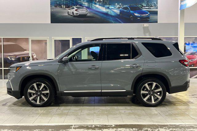 used 2024 Honda Pilot car, priced at $43,998