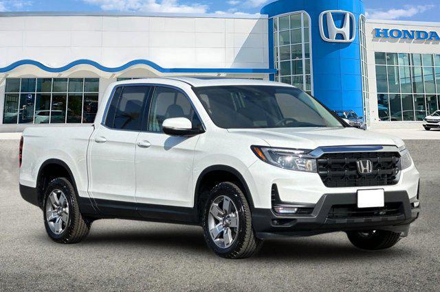 new 2025 Honda Ridgeline car, priced at $43,481