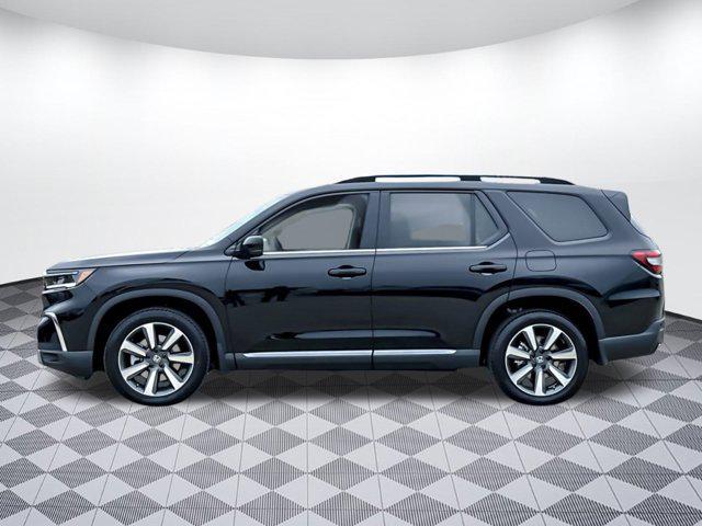 new 2025 Honda Pilot car, priced at $53,471