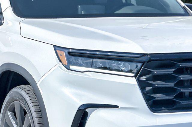 new 2025 Honda Pilot car, priced at $41,591