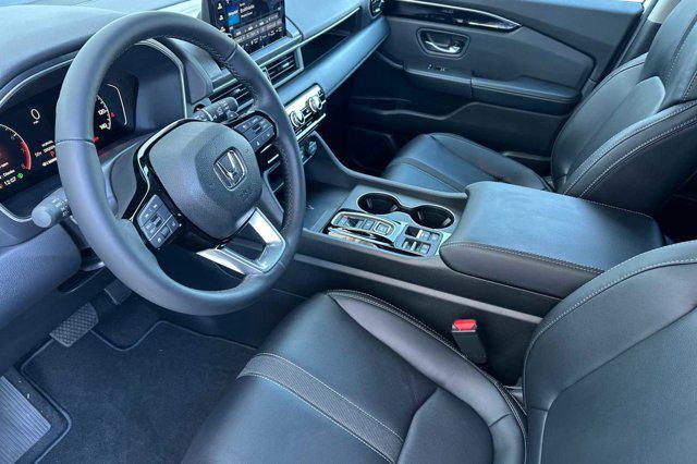 new 2025 Honda Pilot car, priced at $49,991