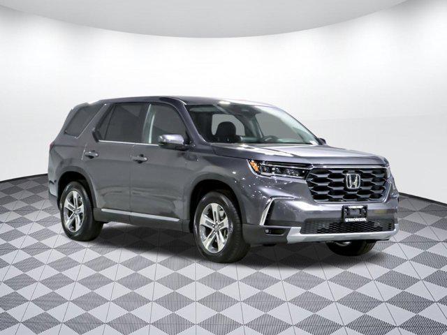 new 2025 Honda Pilot car, priced at $43,191