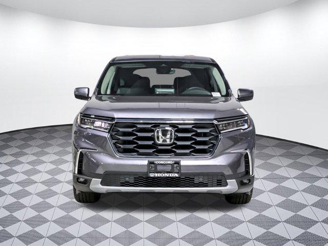 new 2025 Honda Pilot car, priced at $43,191