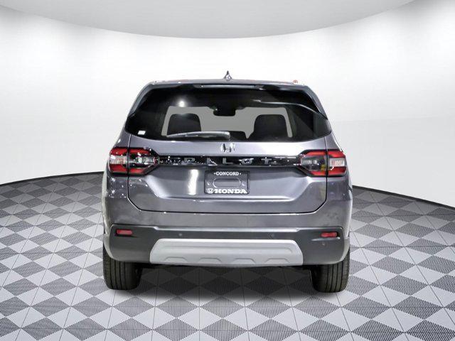 new 2025 Honda Pilot car, priced at $43,191
