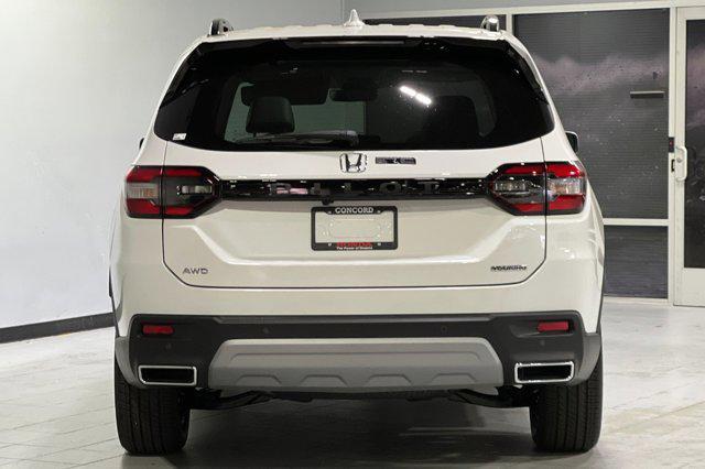 new 2025 Honda Pilot car, priced at $53,170