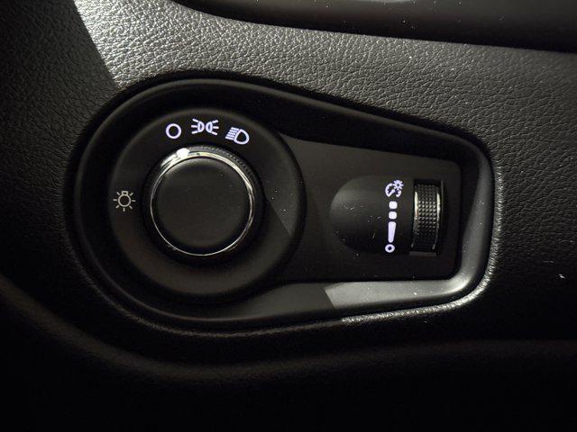 used 2021 Jeep Renegade car, priced at $19,999