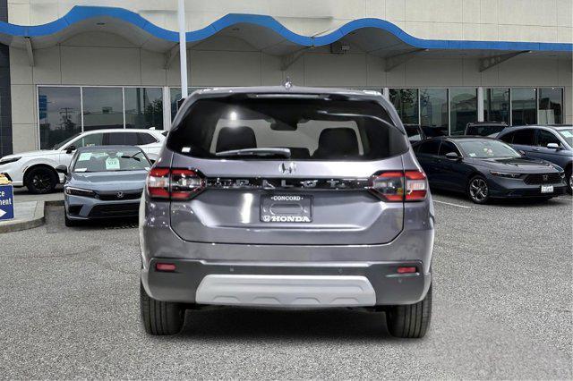 new 2025 Honda Pilot car, priced at $43,391