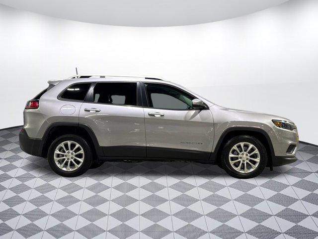 used 2020 Jeep Cherokee car, priced at $15,499