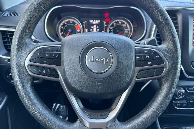 used 2020 Jeep Cherokee car, priced at $15,499