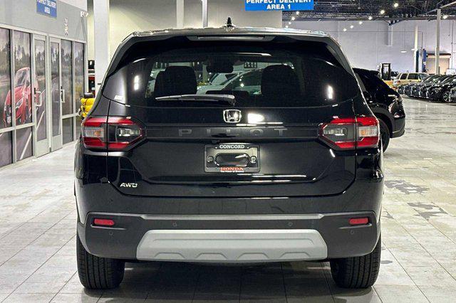 new 2025 Honda Pilot car, priced at $49,195