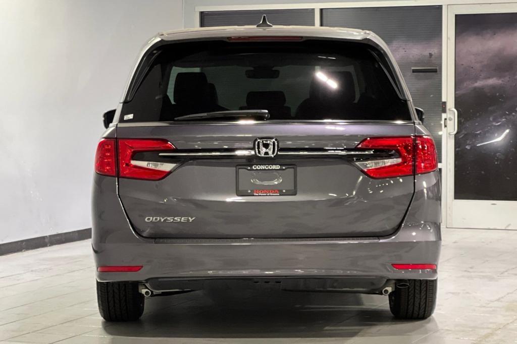 new 2024 Honda Odyssey car, priced at $42,701