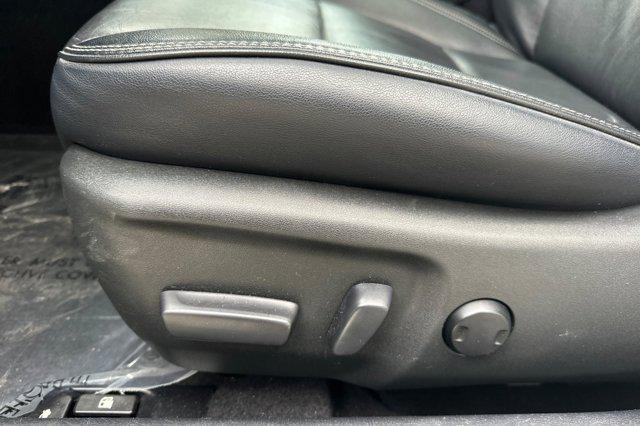 used 2017 Toyota Camry Hybrid car, priced at $16,488