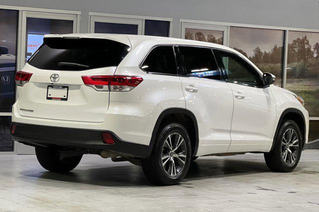 used 2018 Toyota Highlander car, priced at $20,688