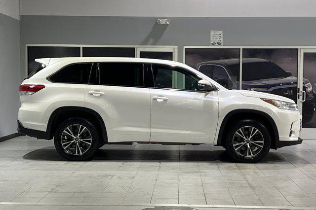 used 2018 Toyota Highlander car, priced at $20,688