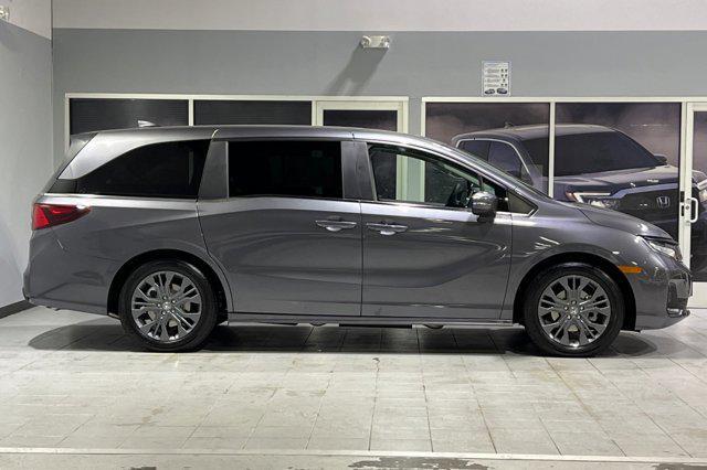 new 2025 Honda Odyssey car, priced at $48,005