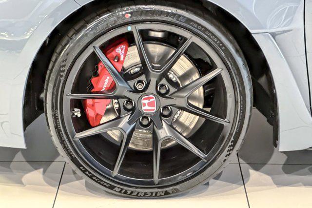 new 2025 Honda Civic Type R car, priced at $57,541