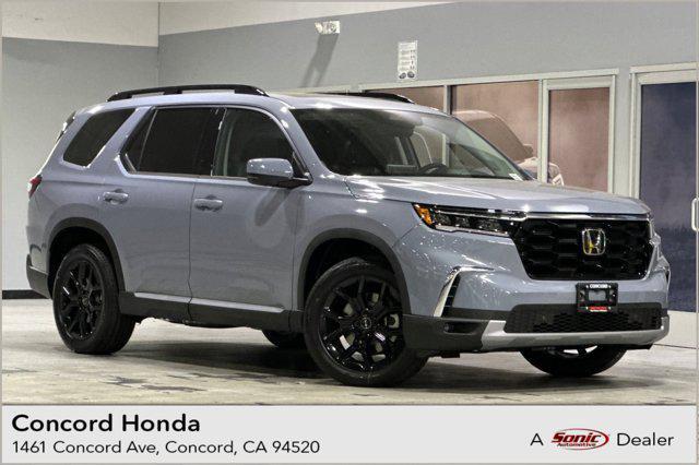 new 2025 Honda Pilot car, priced at $53,350