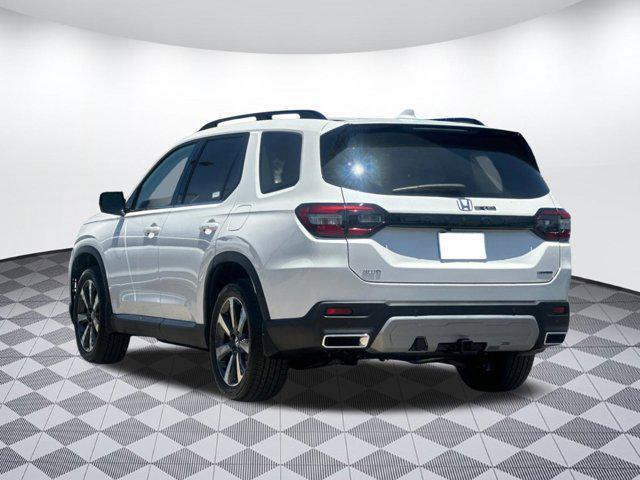 new 2025 Honda Pilot car, priced at $52,101
