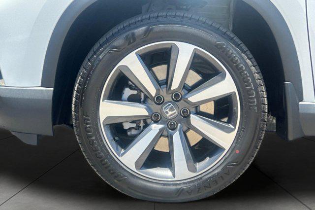 new 2025 Honda Pilot car, priced at $52,101