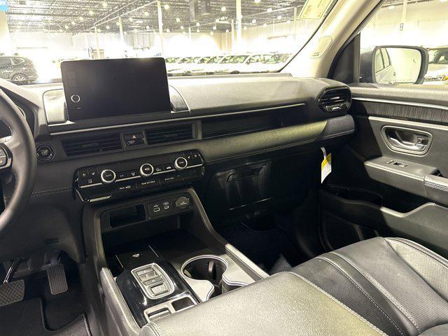 new 2025 Honda Pilot car, priced at $51,591