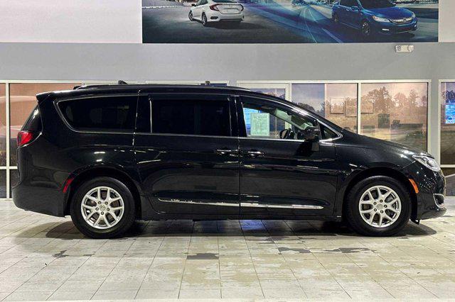 used 2020 Chrysler Pacifica car, priced at $16,498