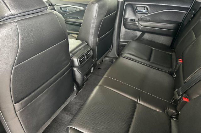 new 2025 Honda Ridgeline car, priced at $42,691