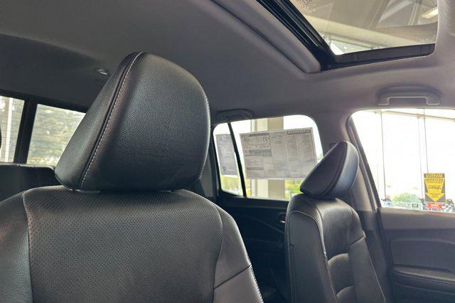 new 2025 Honda Ridgeline car, priced at $42,691