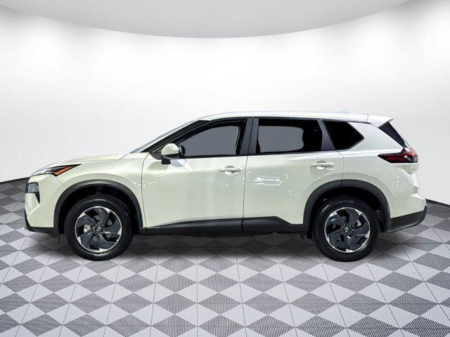 used 2024 Nissan Rogue car, priced at $22,999