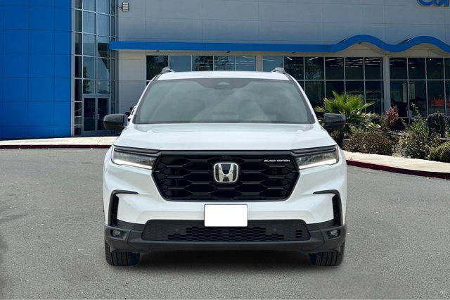 new 2025 Honda Pilot car, priced at $55,131