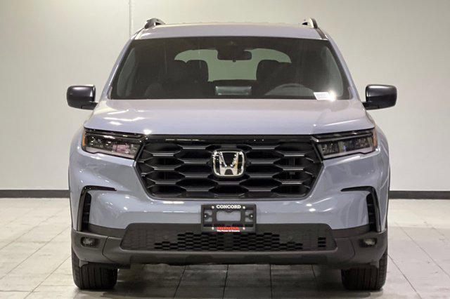 new 2025 Honda Pilot car, priced at $44,150