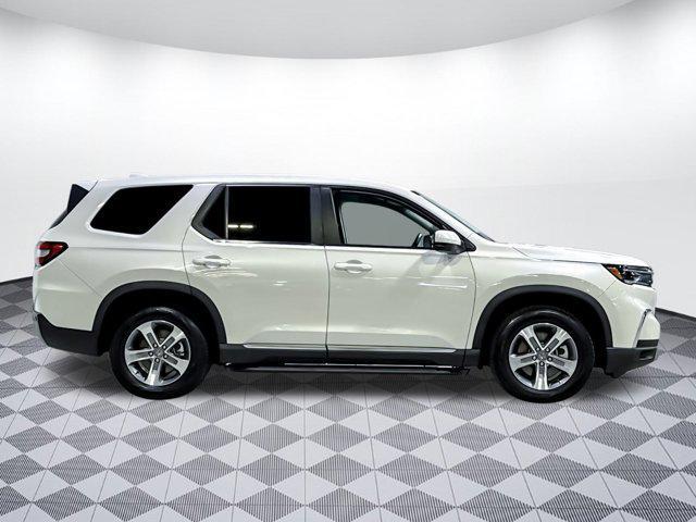 used 2024 Honda Pilot car, priced at $37,888