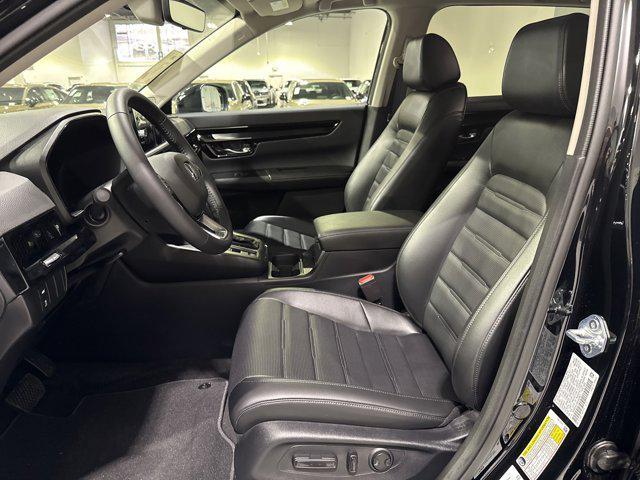 new 2025 Honda CR-V car, priced at $37,895