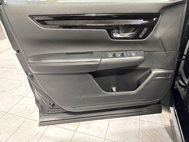 new 2025 Honda CR-V car, priced at $37,895