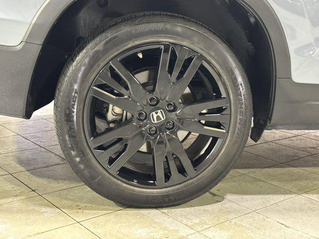 used 2022 Honda Pilot car, priced at $32,999
