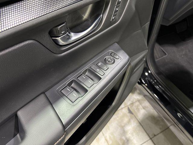 new 2025 Honda CR-V Hybrid car, priced at $37,991