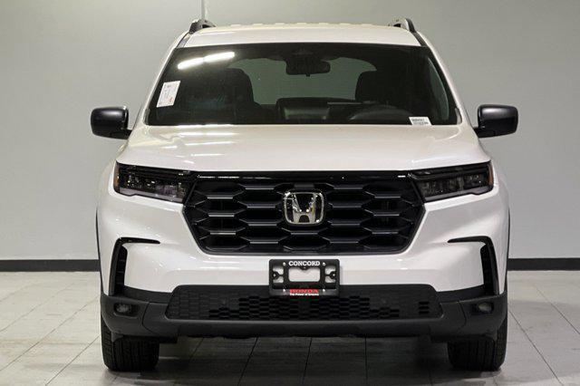 new 2025 Honda Pilot car, priced at $44,900